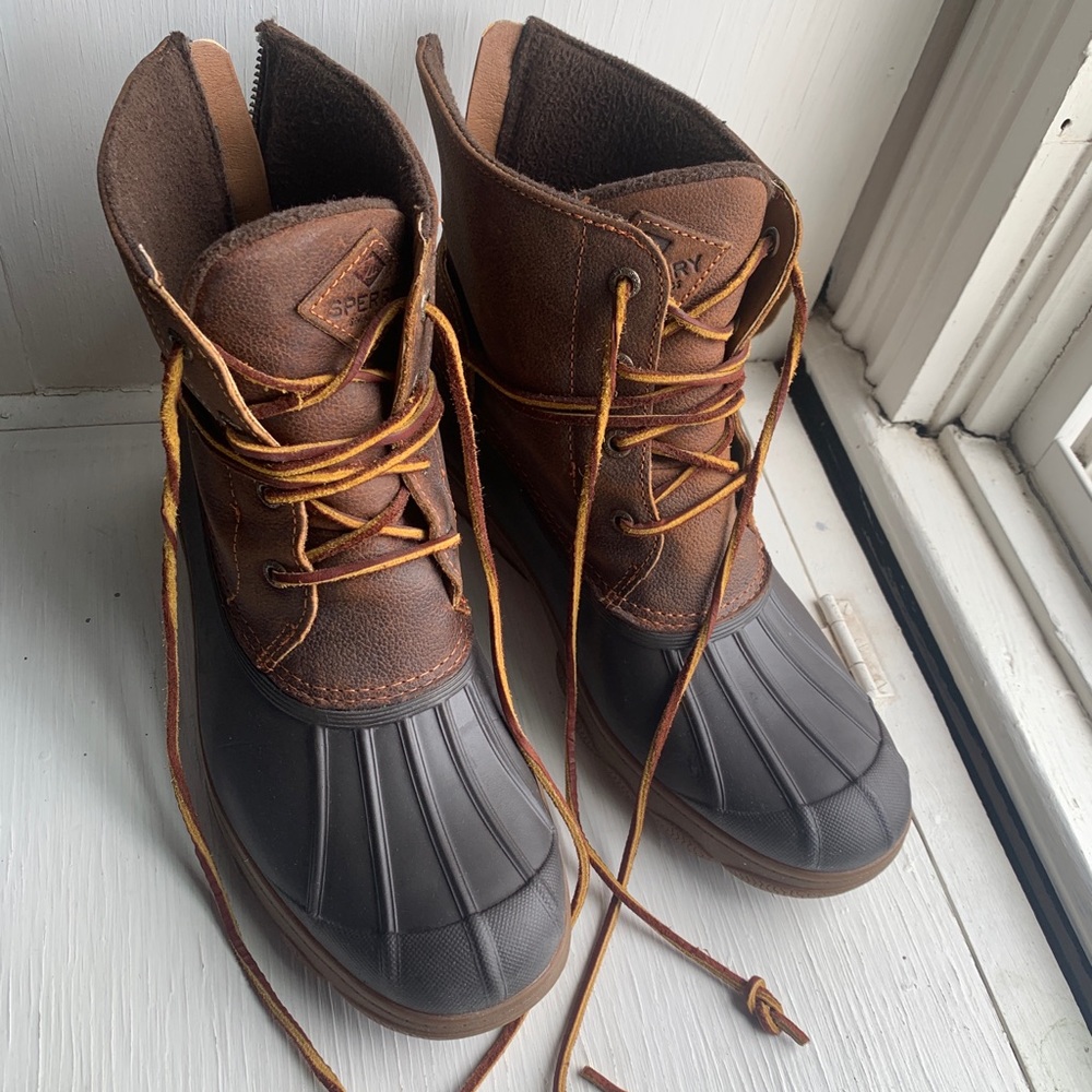 BRAND NEW Unisex Sperry Duck Boots
